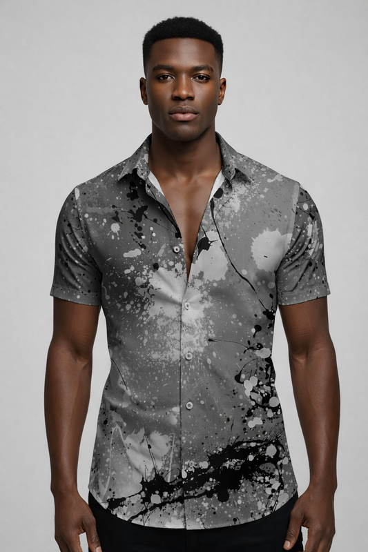 Chemise Grise – Imprimé Éclaboussures Encre Noir & Blanc